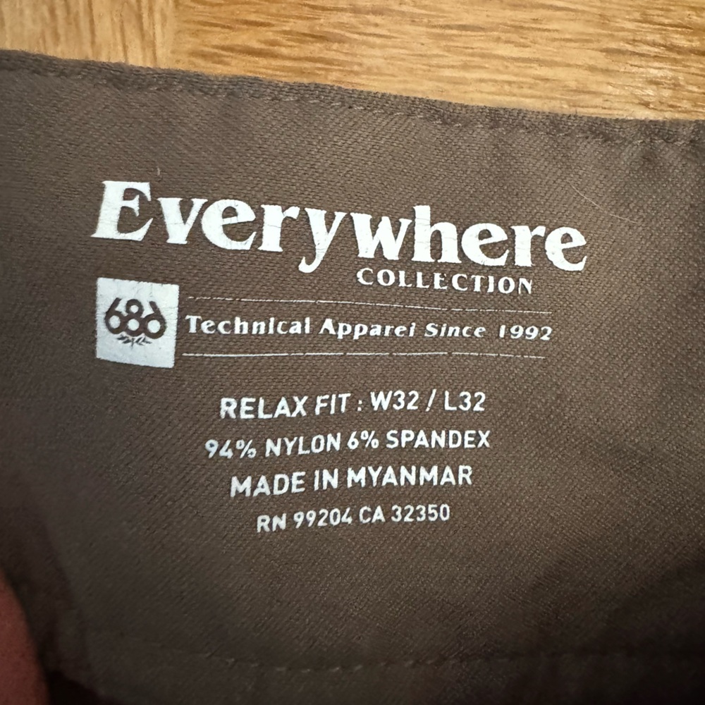 686 Men's Tan Cargo Pants - Picture 2 of 3